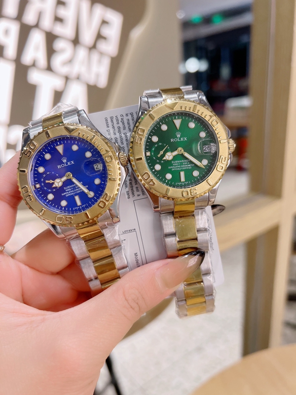 ブランド時計背面デザイン